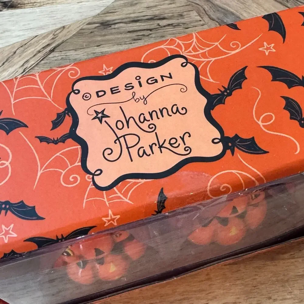 Johanna Parker Halloween Pumpkin Salt & Pepper Shakers Set Vintage Style NIB
